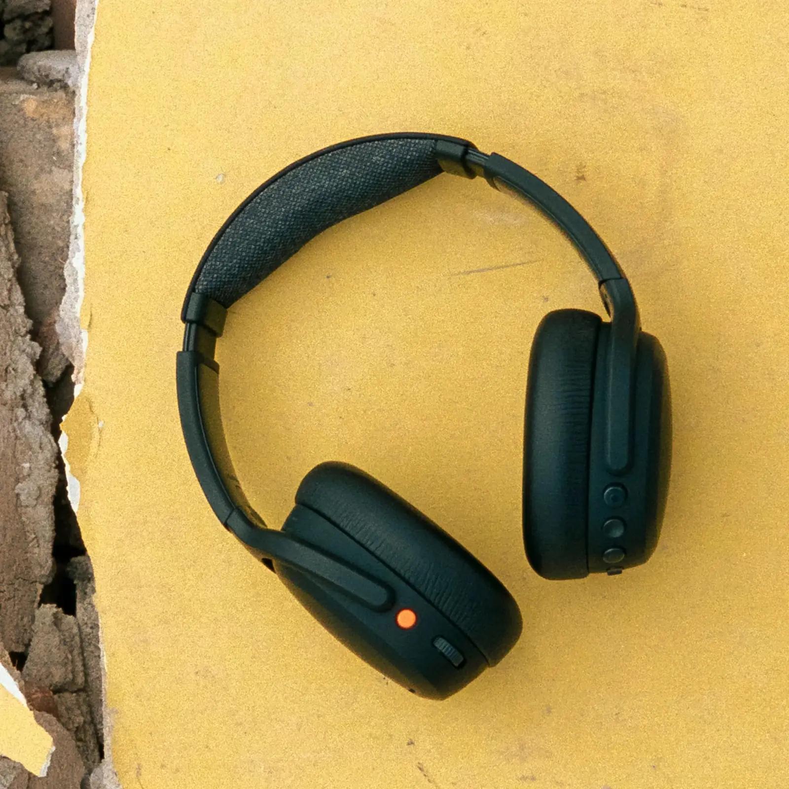 Skullcandy mugav mürasummutav kõrvaklappide komplekt – tugev bass – pilt 10