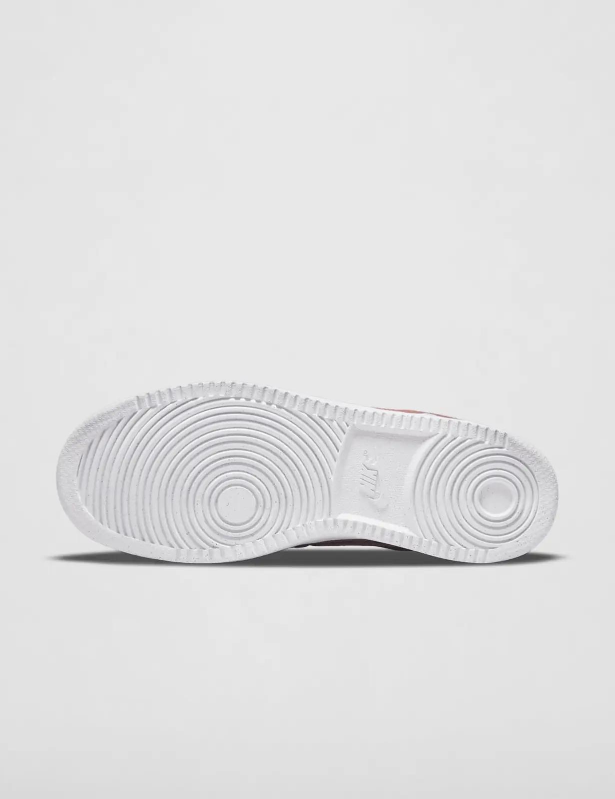 NIKE mugavad nahast vabaajajalatsid — stiilne kingitus emadele – detailne vaade
