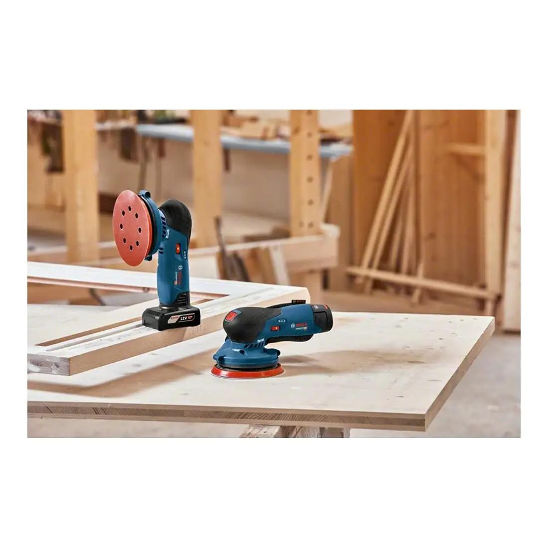 Bosch Professional tugev 12V eksentriklihvija — kompaktne – kasutusnäide