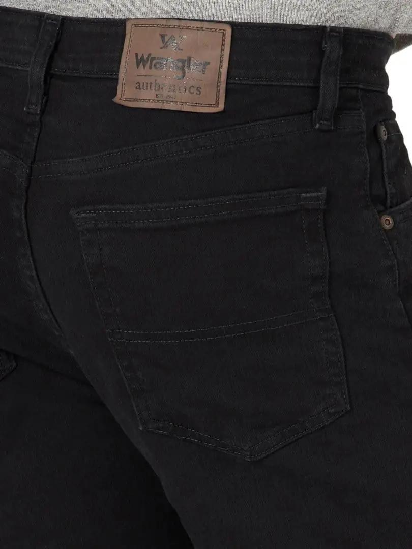Wrangler Authentics mugavad mustad Regular Flex teksapüksid – lisavaade