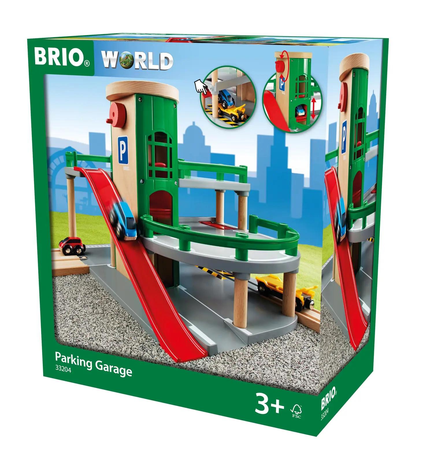 BRIO puidust parkla ja tee- ning raudteekomplekt lapse mänguks – pilt 6