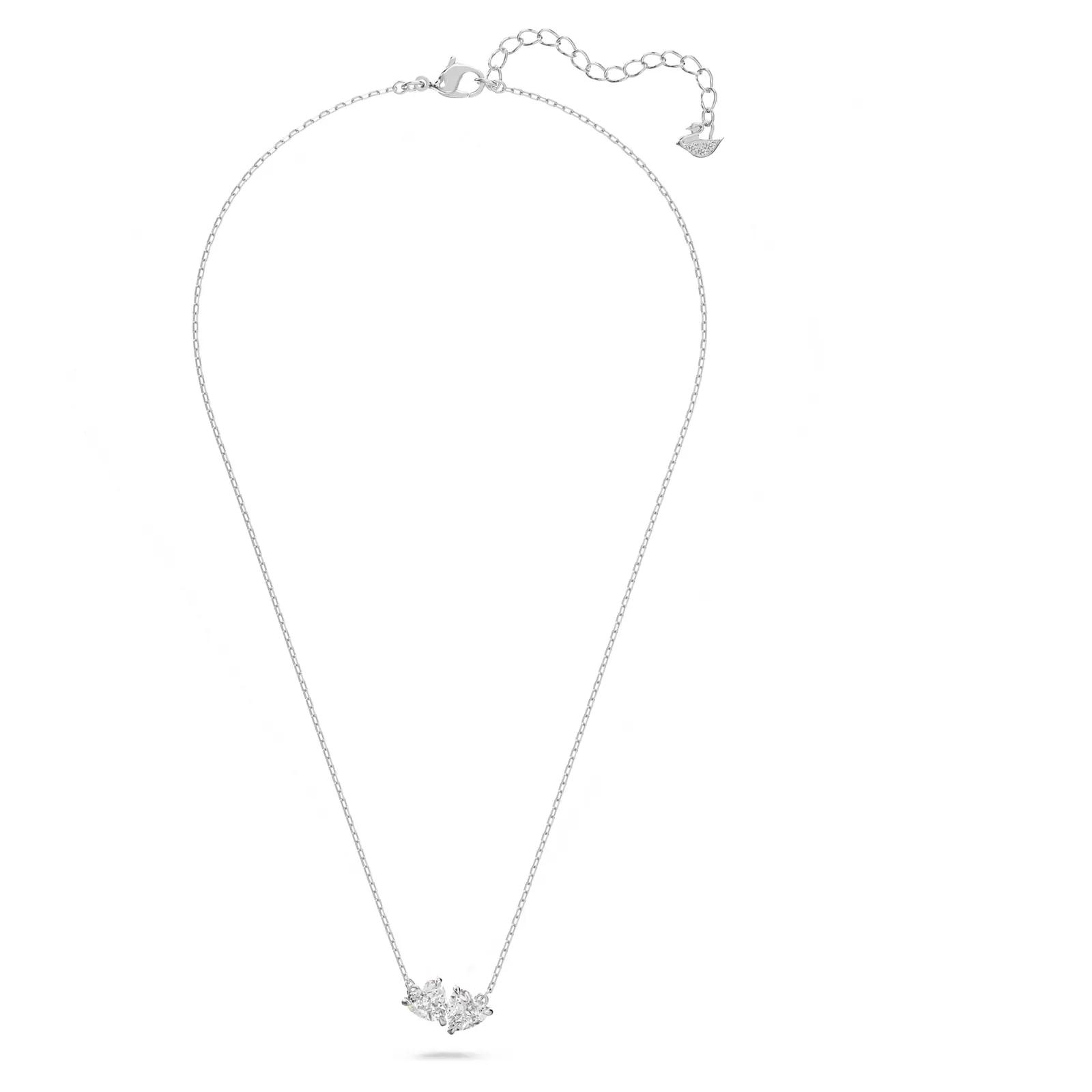 Swarovski särav südameripats — elegantne ródineeritud kaelakee – detailne vaade