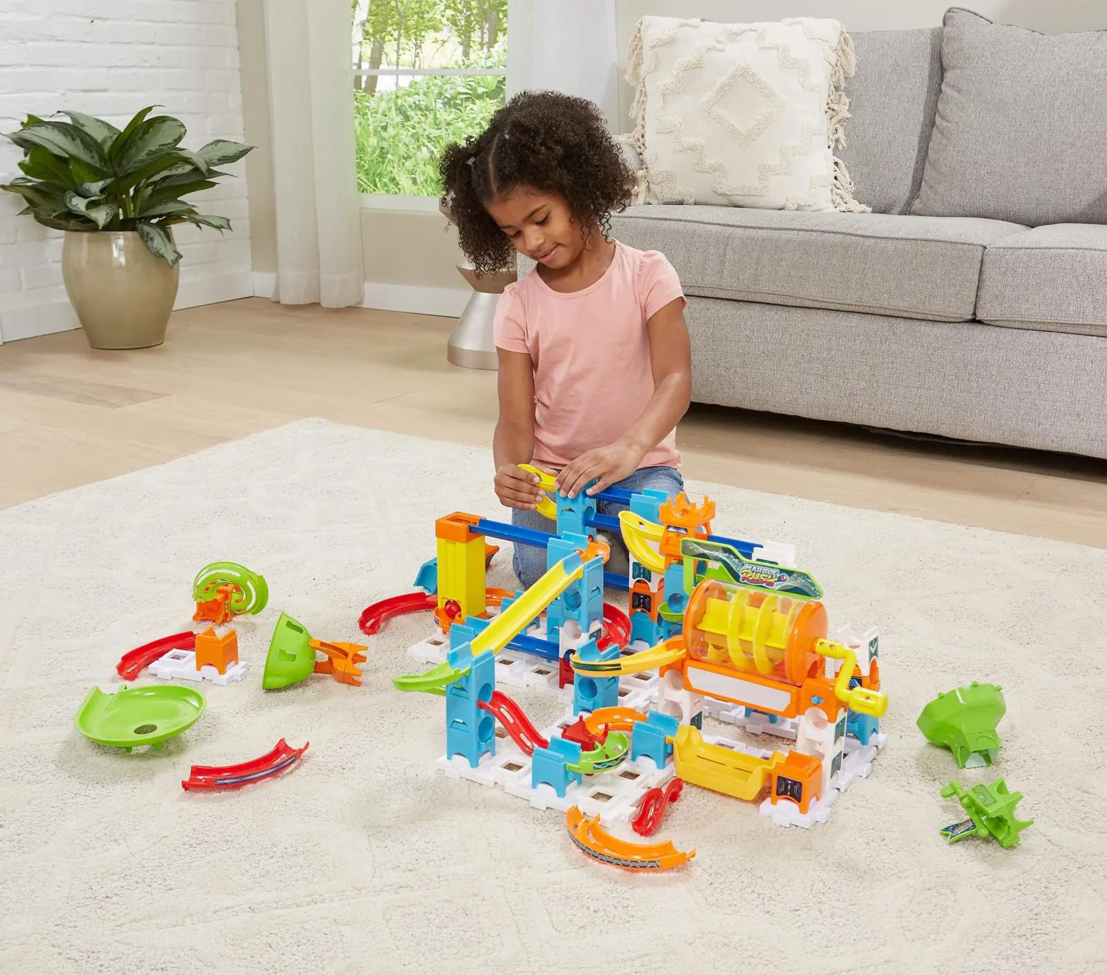 Vtech interaktiivne kuuliraja komplekt – valgus ja heliefekt – pakend ja tarvikud