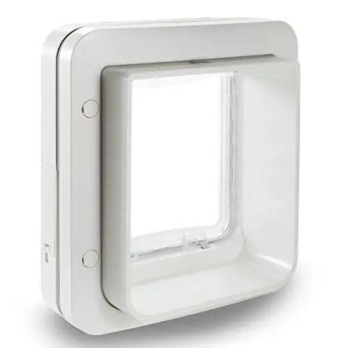 SureFlap valge mikrochip-kassikäik — turvaline sissepääs – detailne vaade