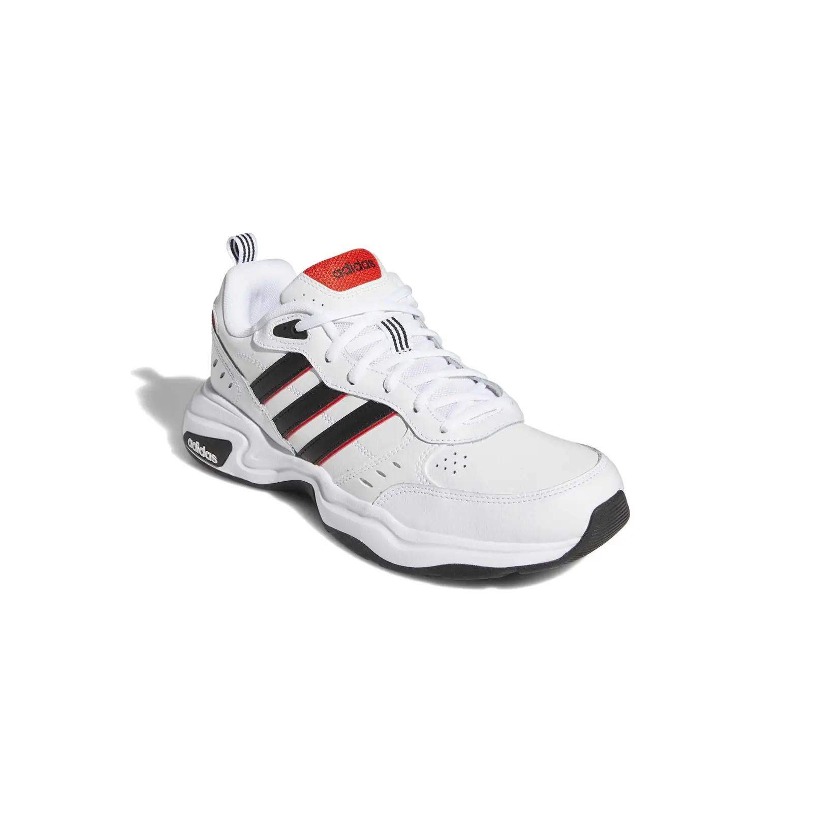 adidas mugavad treeningjalatsid nahast ja sünteetilisest – kasutusnäide