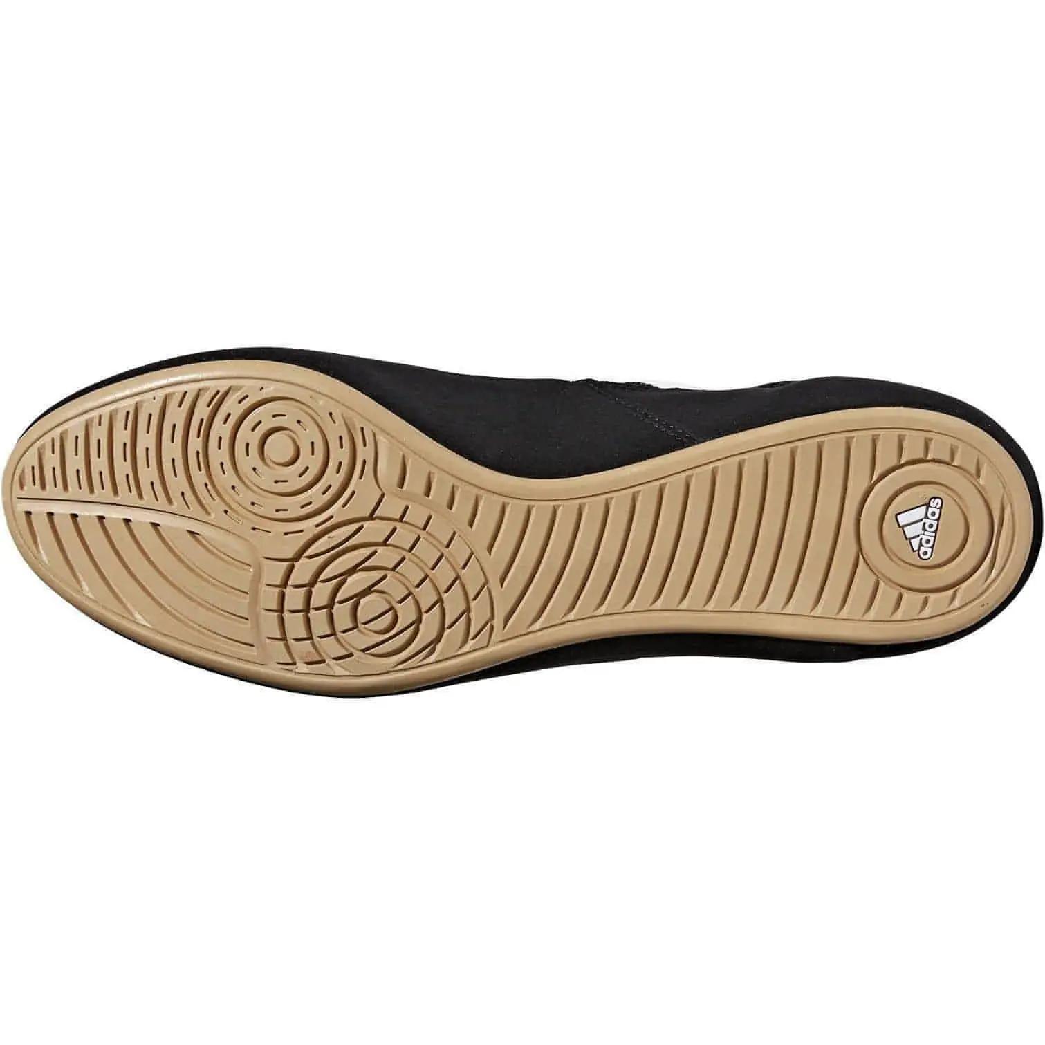 adidas Havoc AQ3325 — vastupidavad kunstnahast hallid – detailne vaade