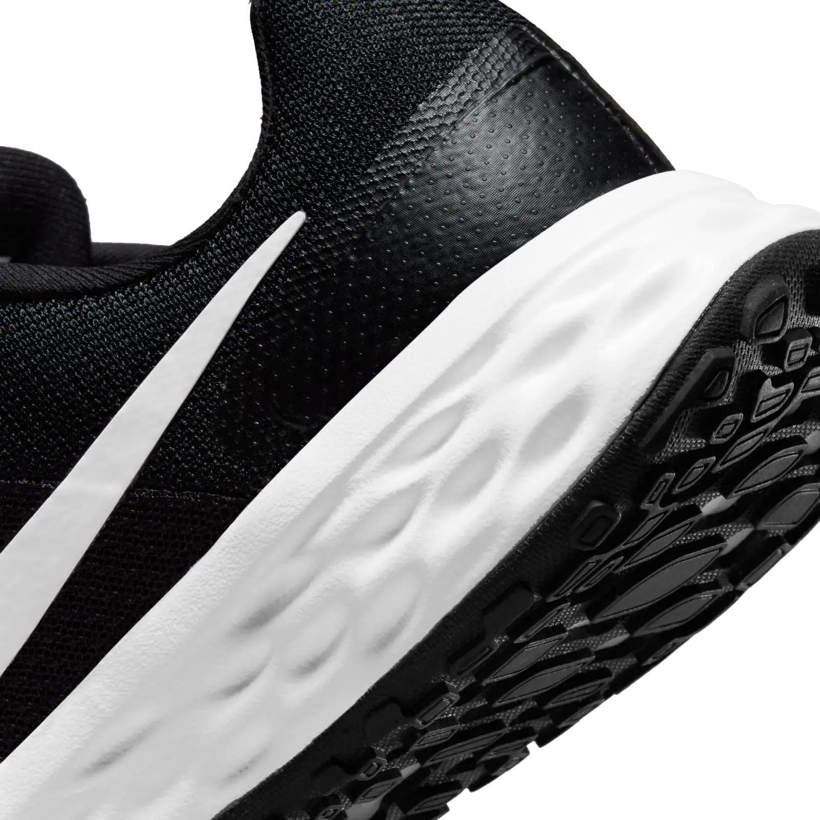 NIKE kerge jooksujalanõu Revolution 6 – mugav igapäevaks – lisavaade