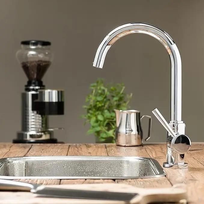 Schütte kroomitud köögisegisti Cornwall – vastupidav metall – detailne vaade