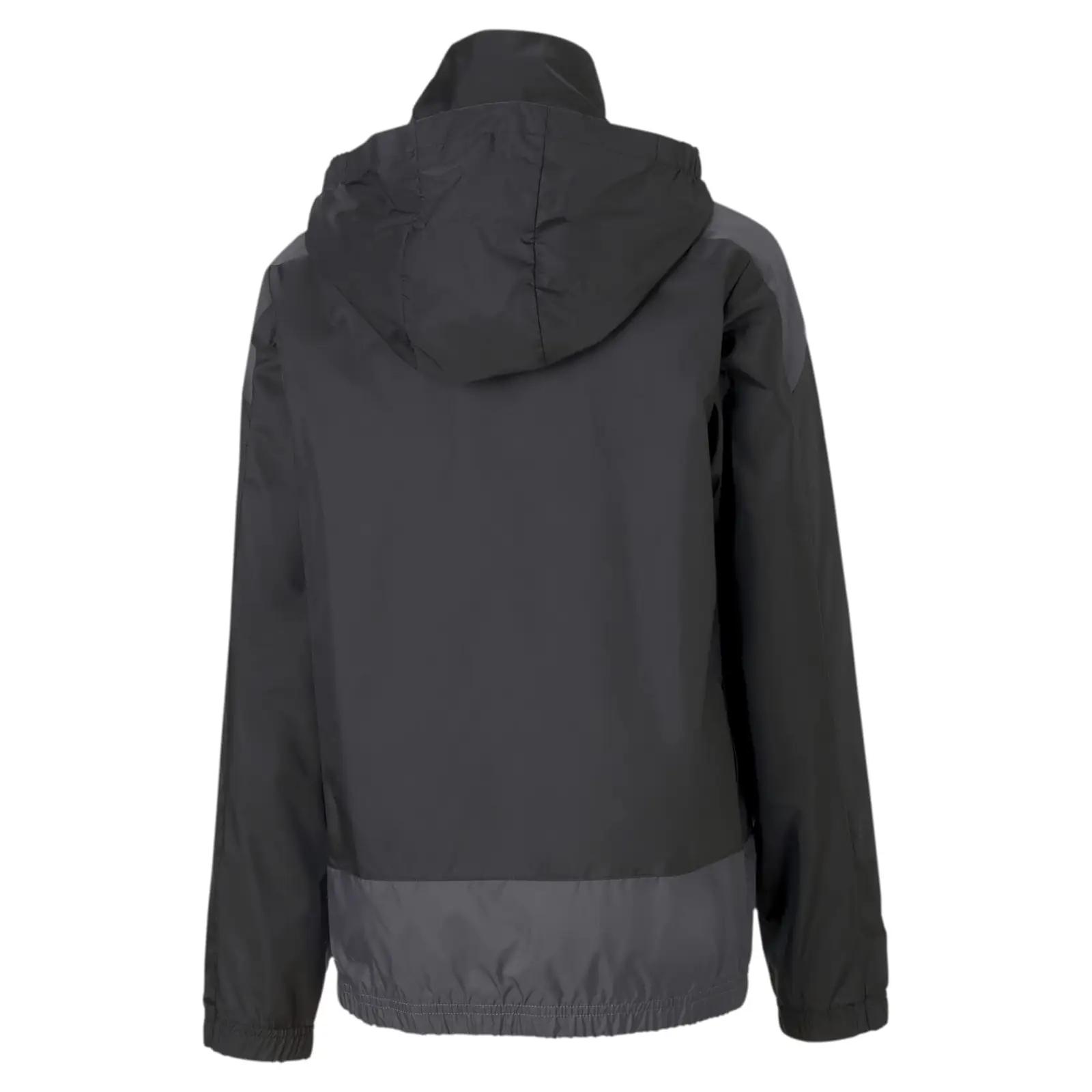 PUMA 656566 spordiriided – detailne lähivaade
