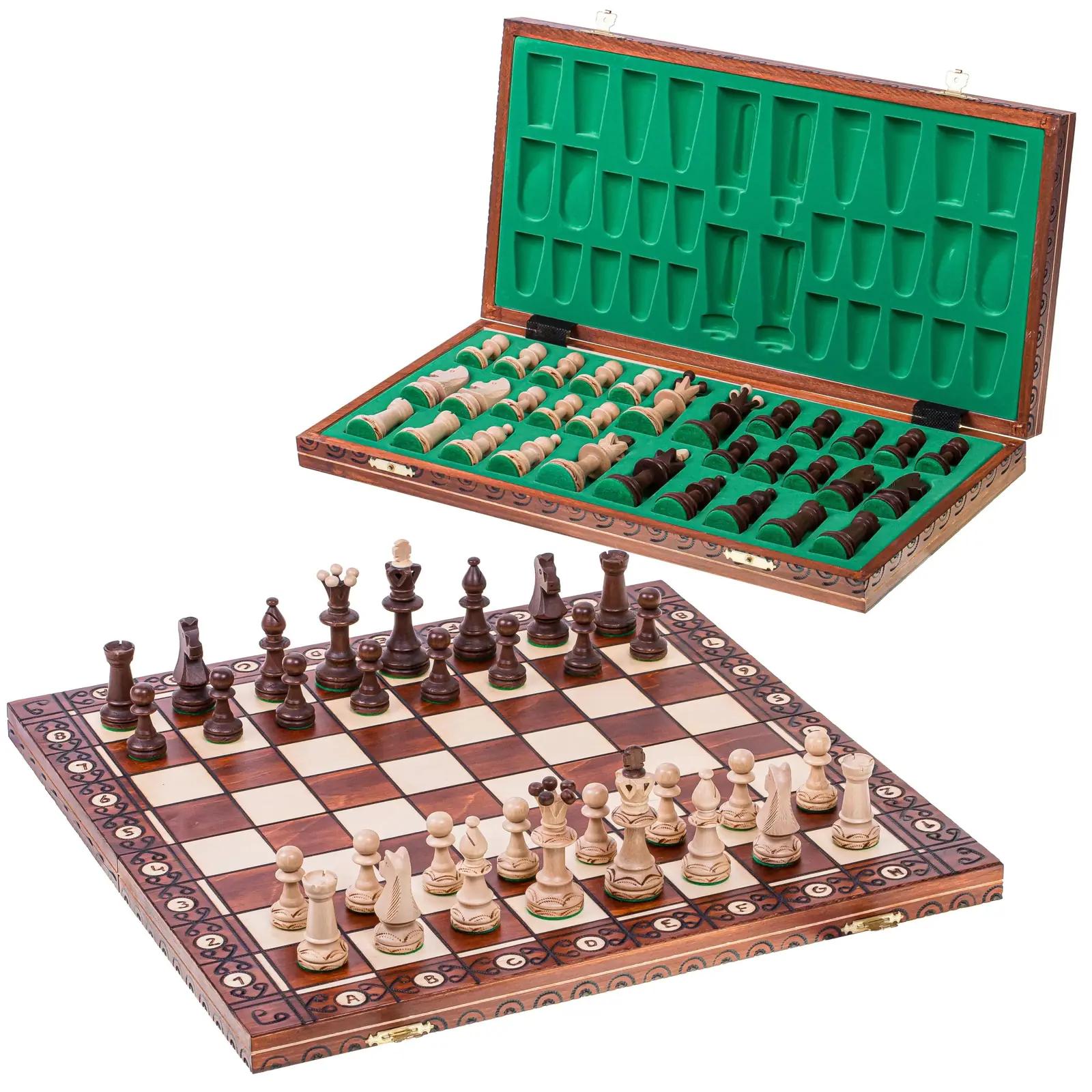 SQUARE GAME puidust malekomplekt – elegantne mänguasi kingituseks