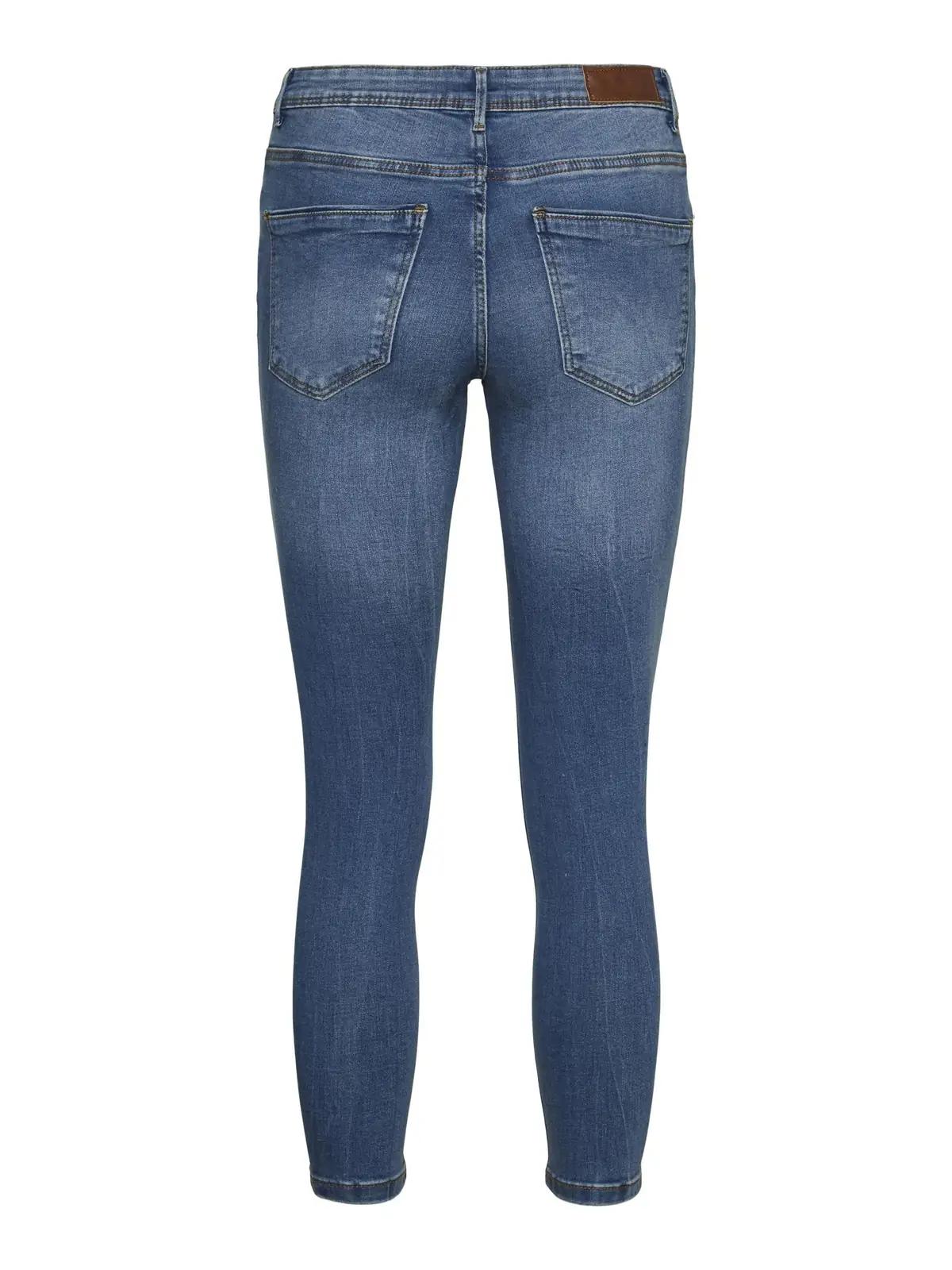 VERO MODA puuvillased baggy farkud — mugav stiil kingituseks – detailne vaade