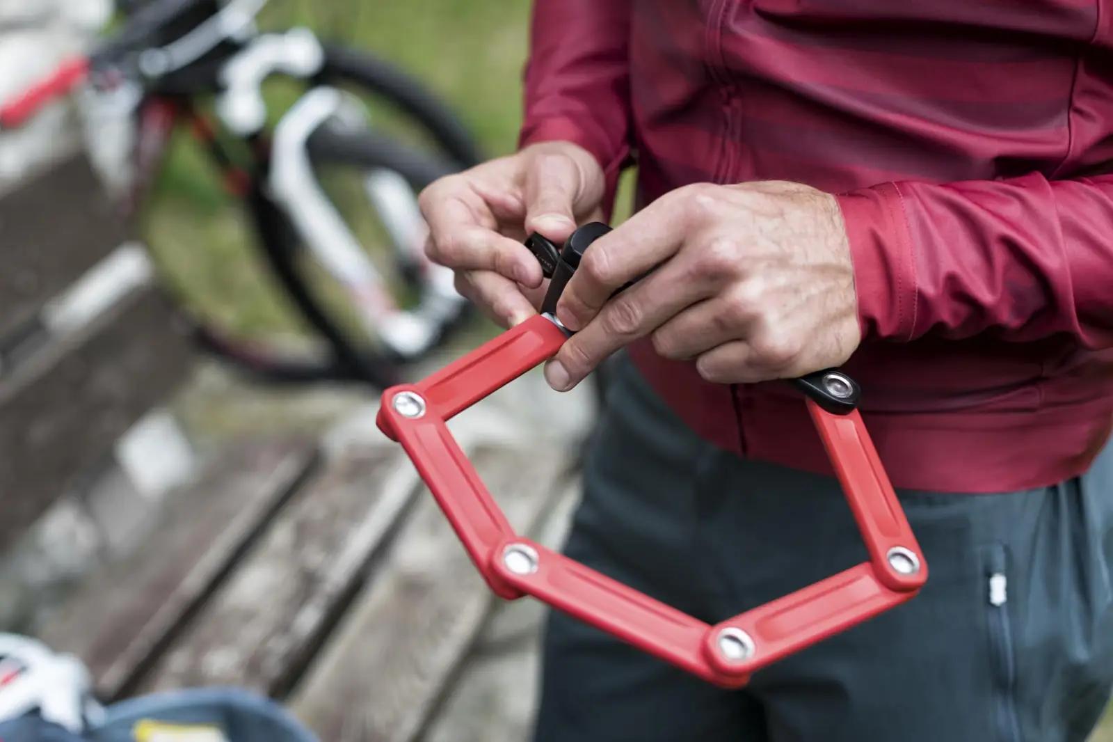 ABUS kerge Bordo 6055K kokkuklapitav jalgratta lukk – pakend ja tarvikud