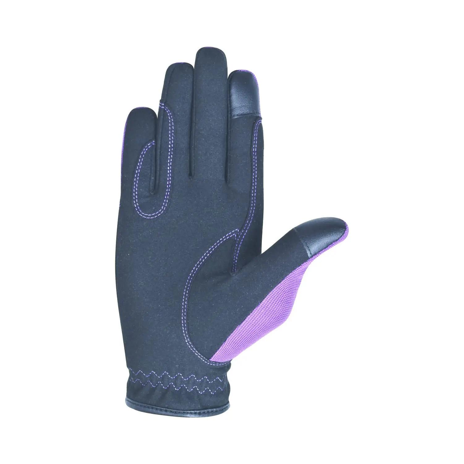 AK Riding Sports pehme micro-suede ratsutamiskindad – kasutusnäide