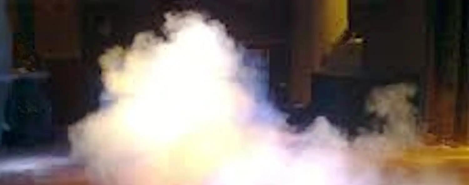 OmniaLaser OL-FOGS1 seep mullide vedelik – detailne lähivaade