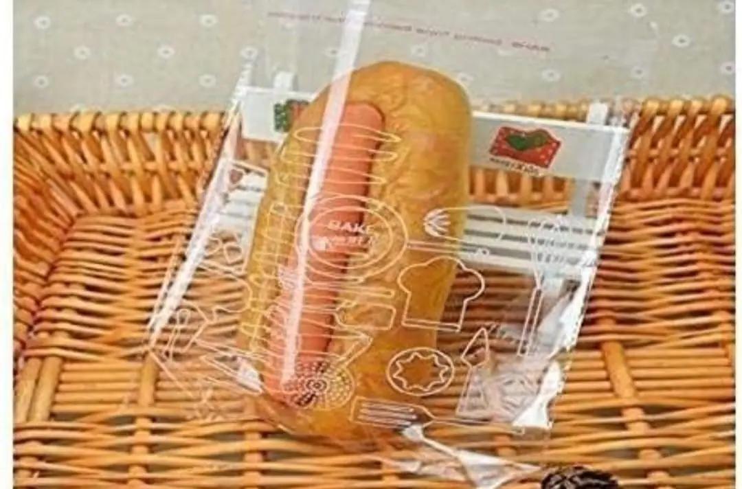 L'angolo del compleanno kingituste pakkematerjalid – detailne lähivaade