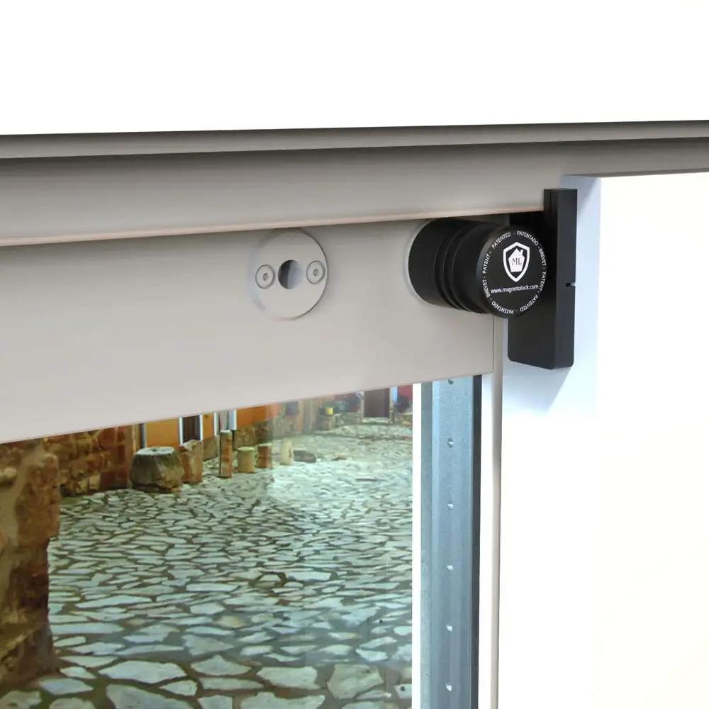 ML MAGNETO LOCK turvalukk akendele ja liugustele – valge – pakend ja tarvikud