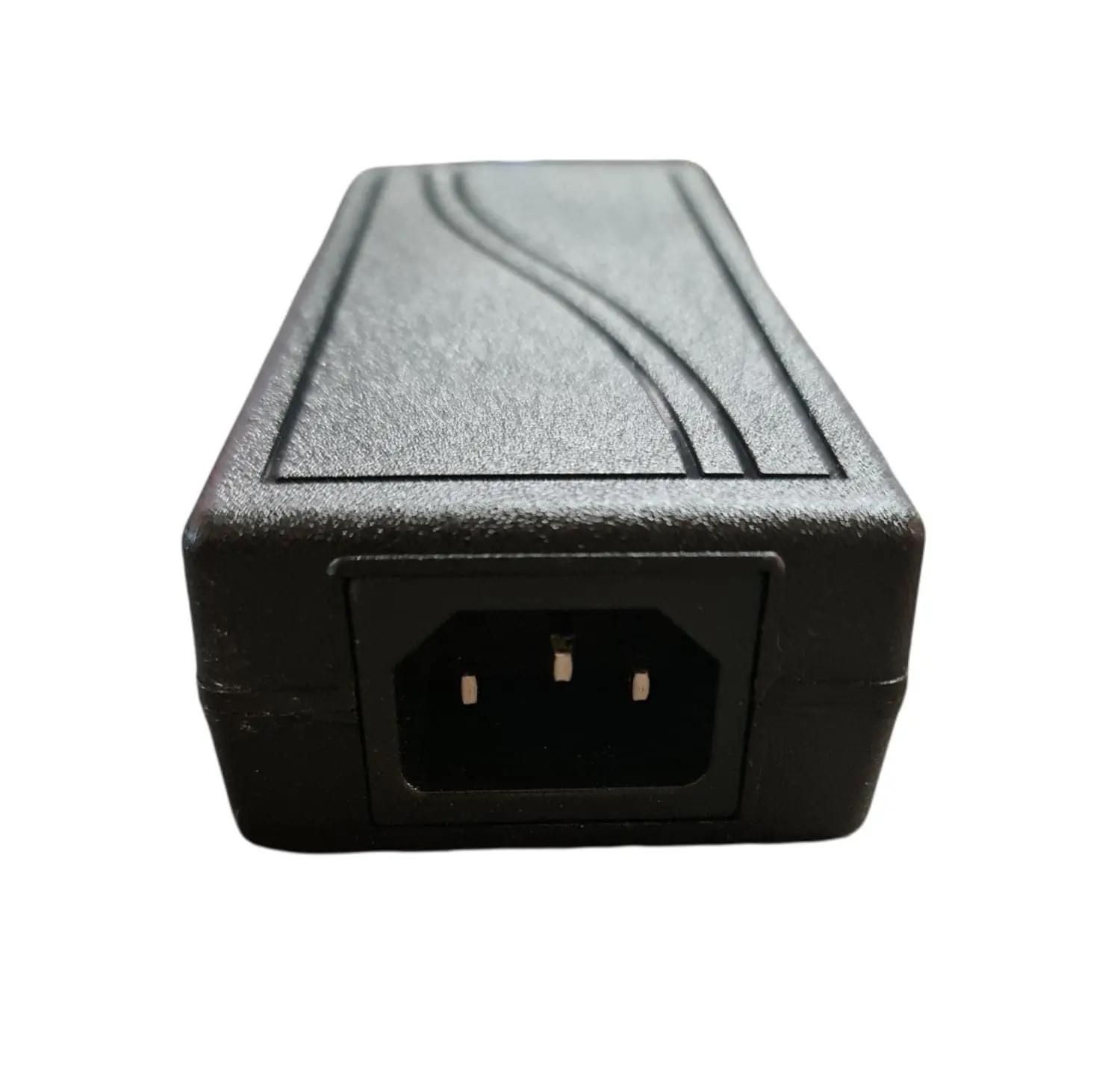 vidoelettronica toiteadapter 12 V 5 A — stabiilne 60 W trafo – pakend ja tarvikud