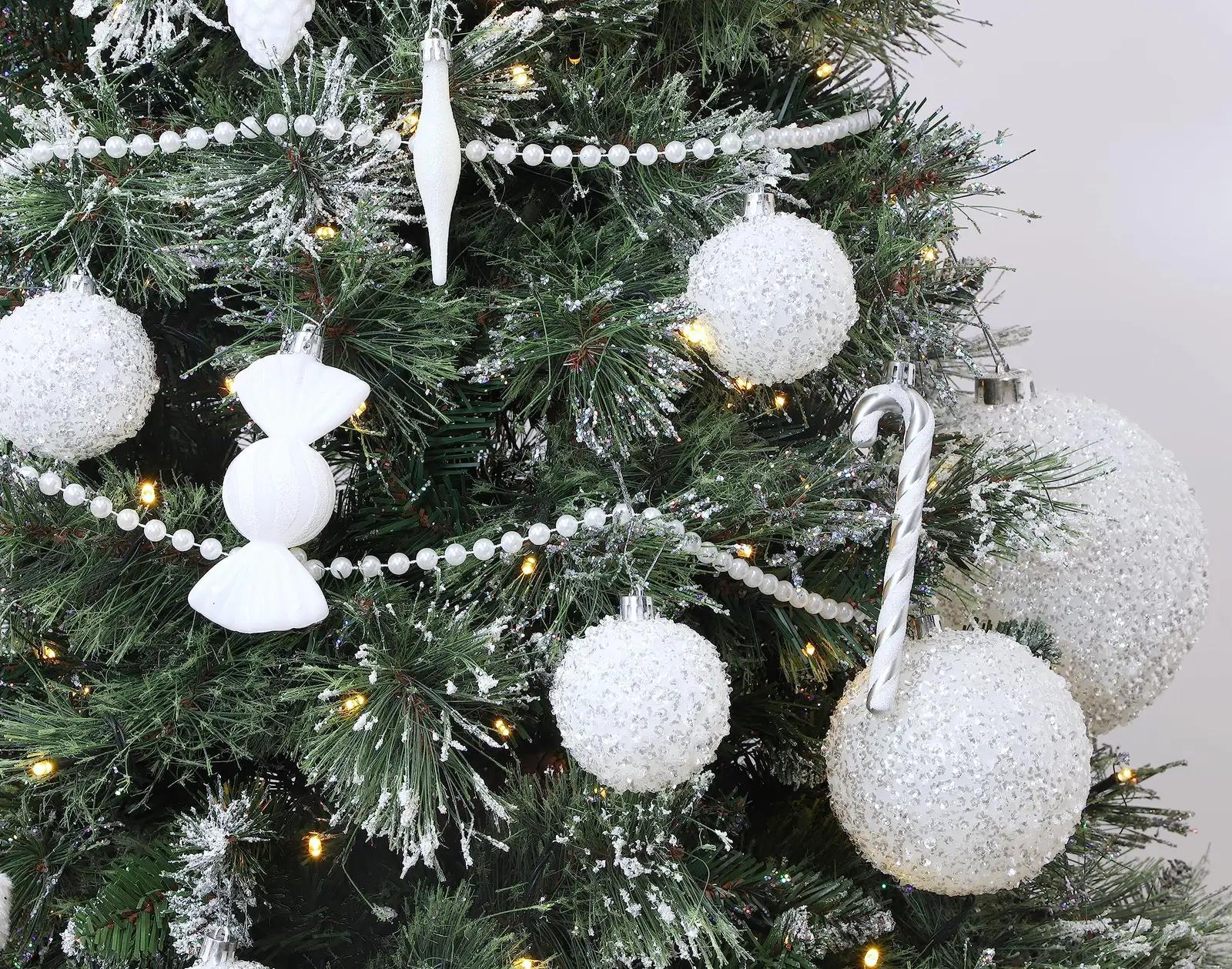 Christmas Concepts valged sädelevad jõulepallid – kasutusnäide