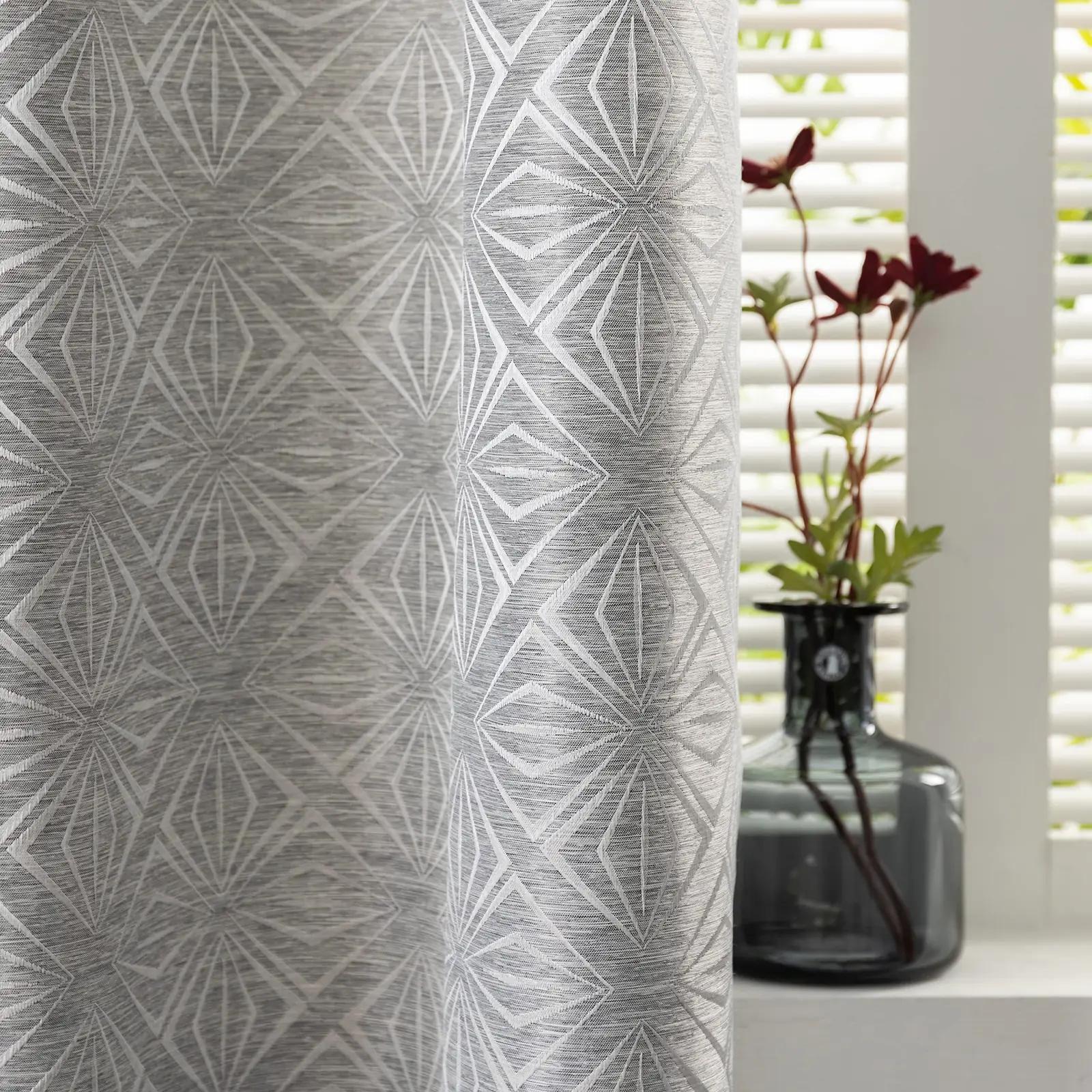 GIRASOLE HOME hall Jacquard-gardin — poolpimendav ja dekoratiivne – lisavaade