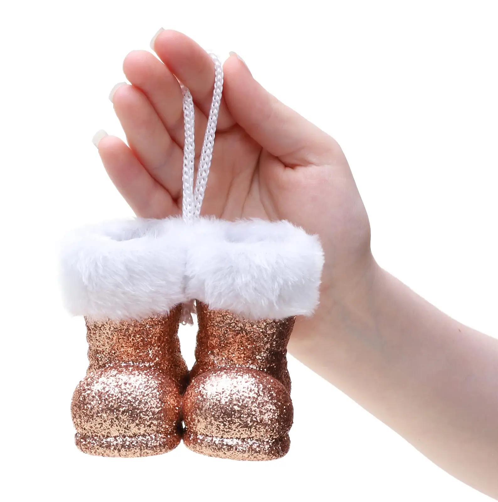 Christmas Concepts roosakuldne glitternahkne jõulusokike komplekt – kasutusnäide