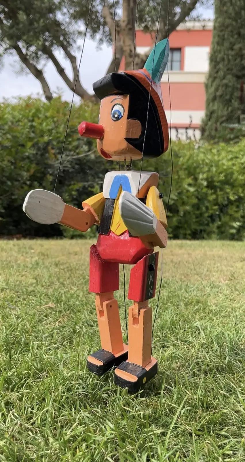 HC enterprise puidust Pinocchio nukuke 30 cm – kasutusnäide