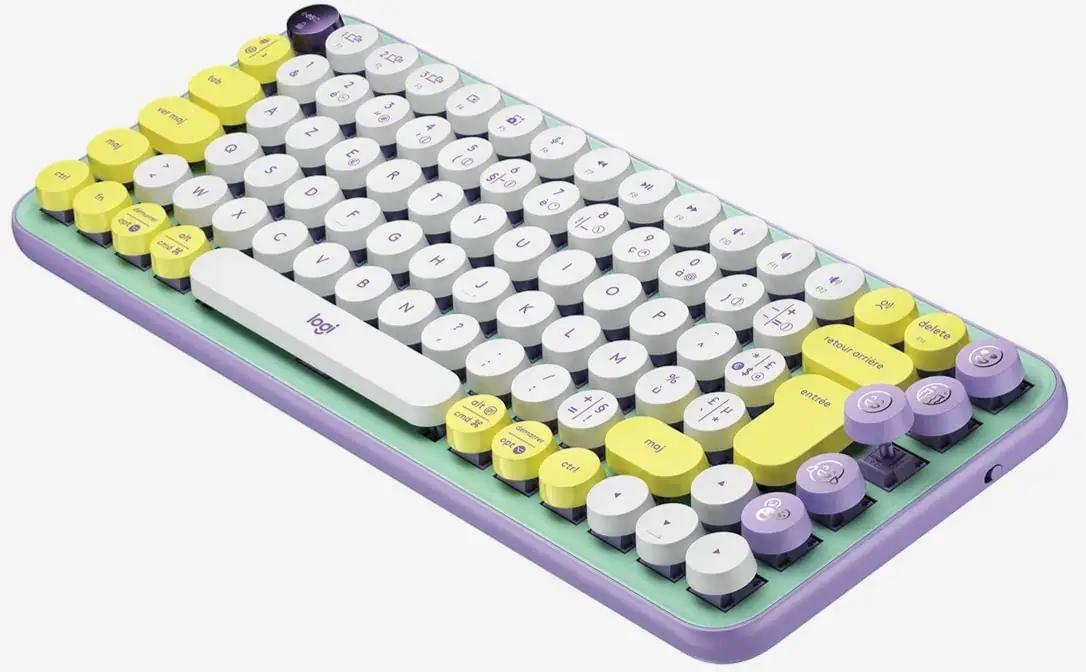 Logitech stiilne mehaaniline klaviatuur – erksad emoji-nupud – detailne vaade
