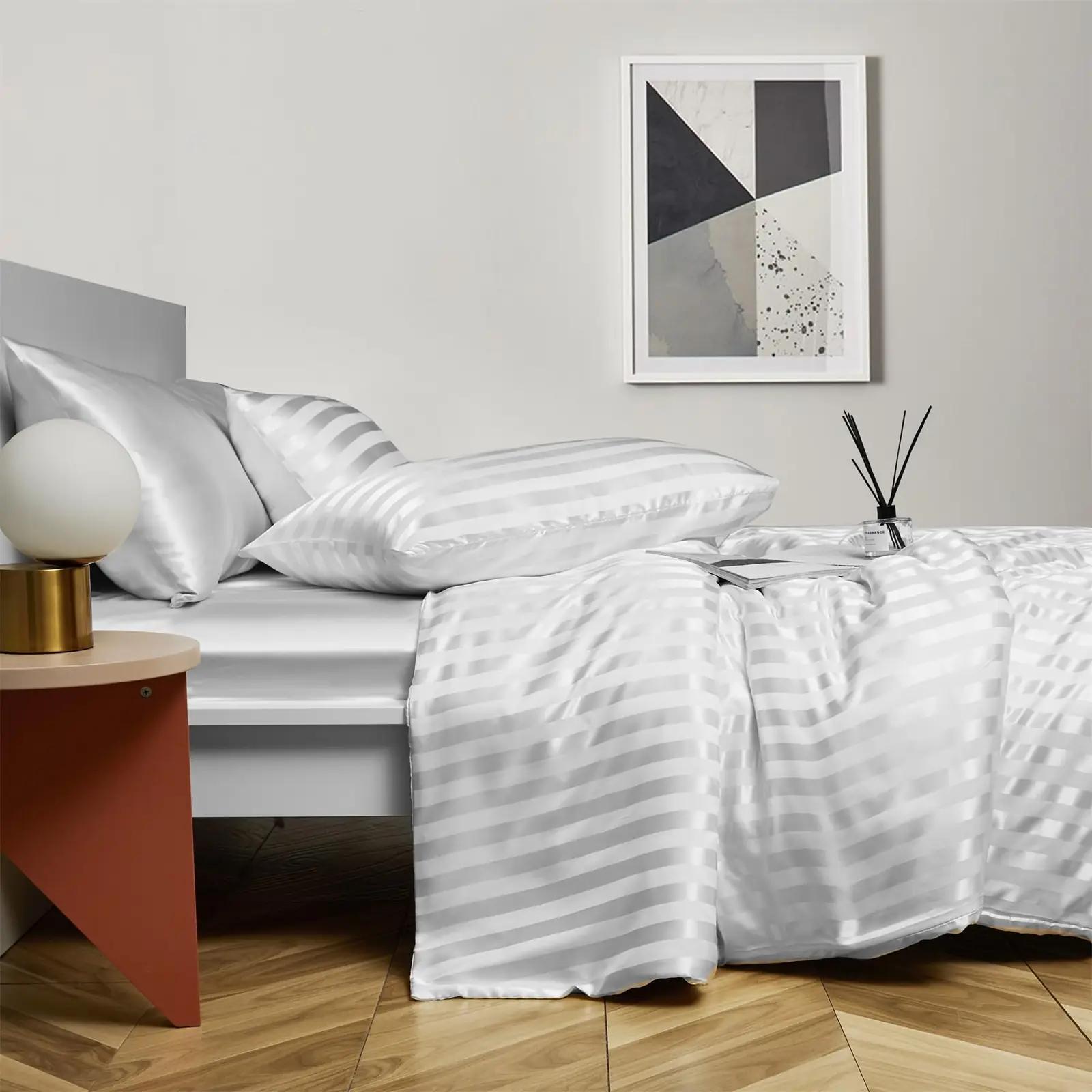 YASMENG siidine satiinvoodipesu 200×200 cm – pehme luksus – pakend ja tarvikud