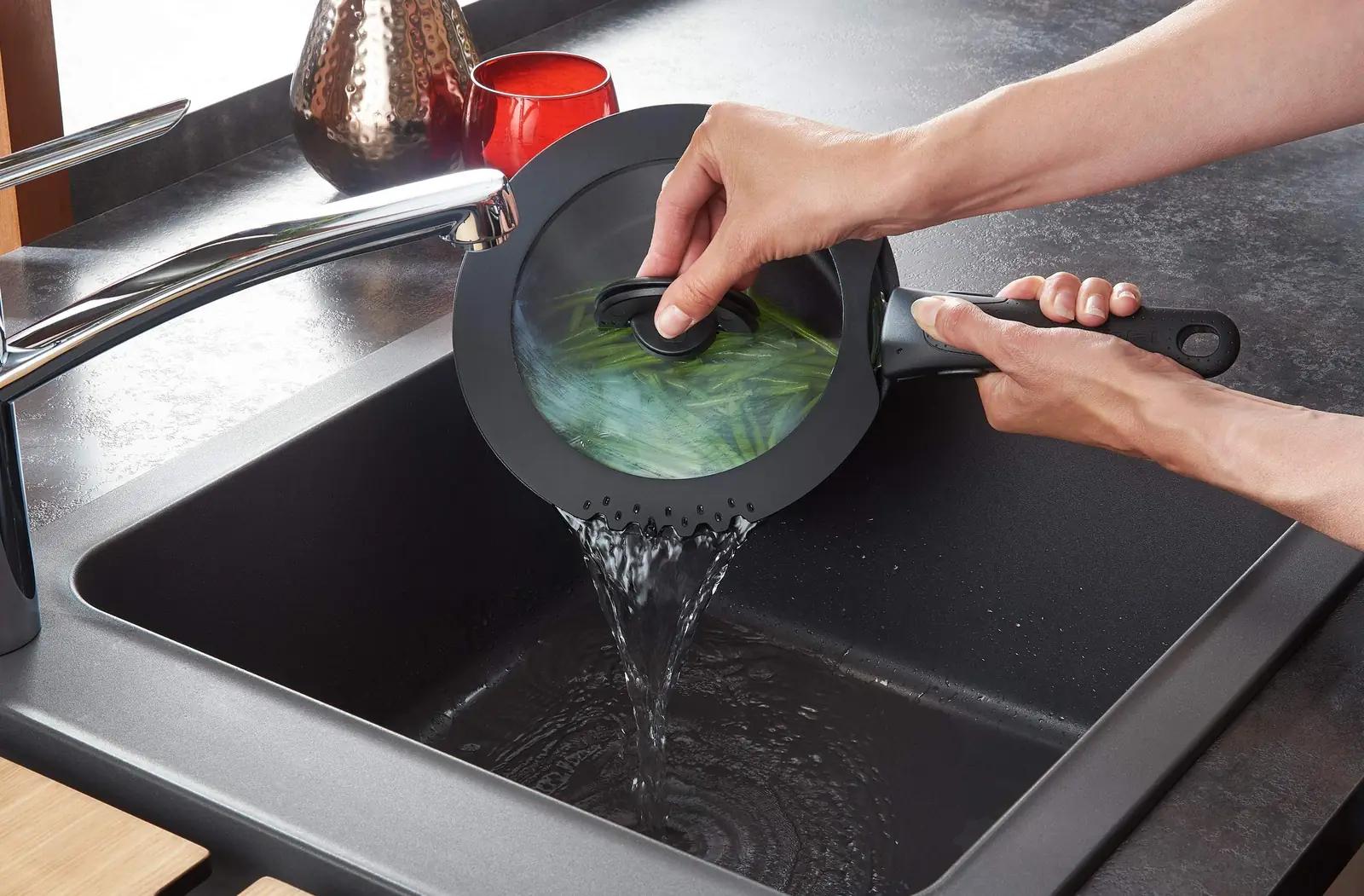 Tefal klaasist kaas silikoonist servaga – 18 cm mitmekülgne – pakend ja tarvikud
