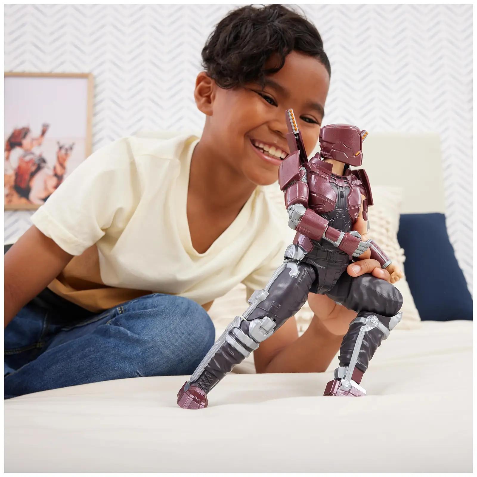 DC Comics detailne plastikust figuur – kink lastele ja kogujale – pakend ja tarvikud