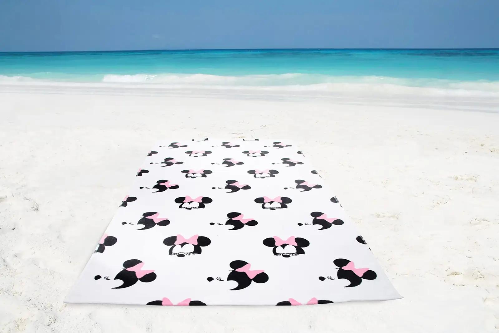 Jay Franco pehme Disney Minnie rätik 86×162 cm — ideaalne rannaks – lisavaade