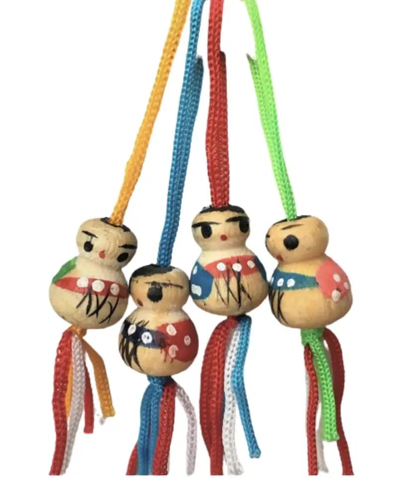 Chinitos de la Suerte puidust ripats charm komplekt — 60 tk