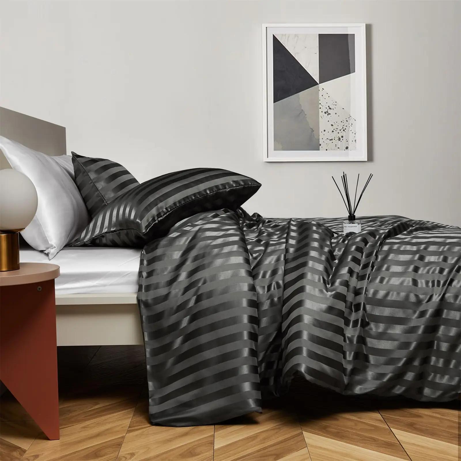 YASMENG satiinvoodipesu – pehme, siidine 240×260 cm – pakend ja tarvikud