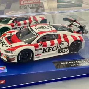 Carrera 20032073 valmistatud ja suruvalu mudelid – detailne lähivaade