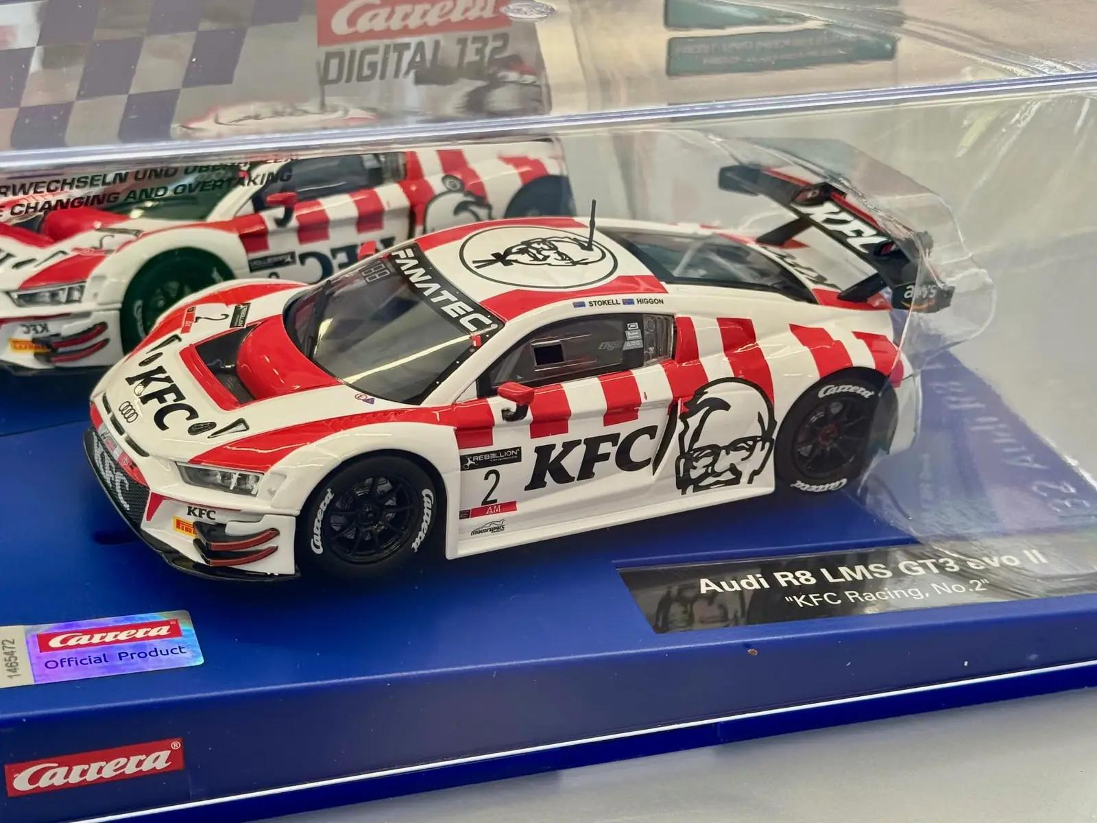 Carrera 20032073 valmistatud ja suruvalu mudelid – detailne lähivaade