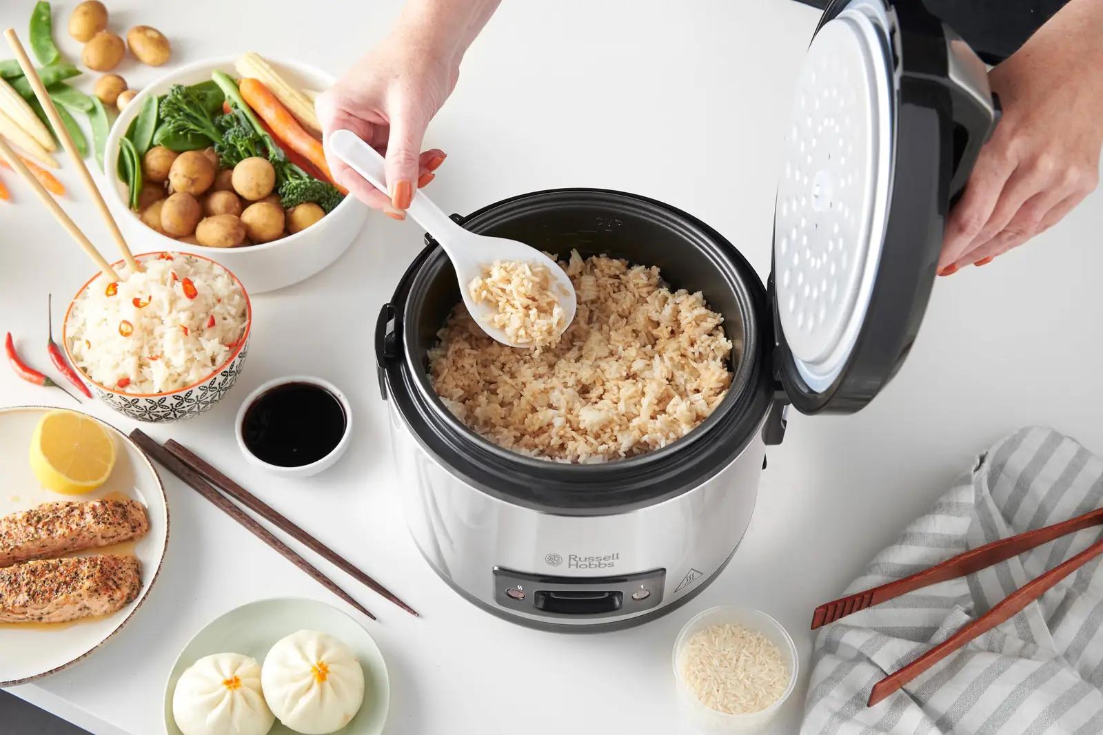 Russell Hobbs riisikeetja 1,2 l roostevabast terasest – pakend ja tarvikud