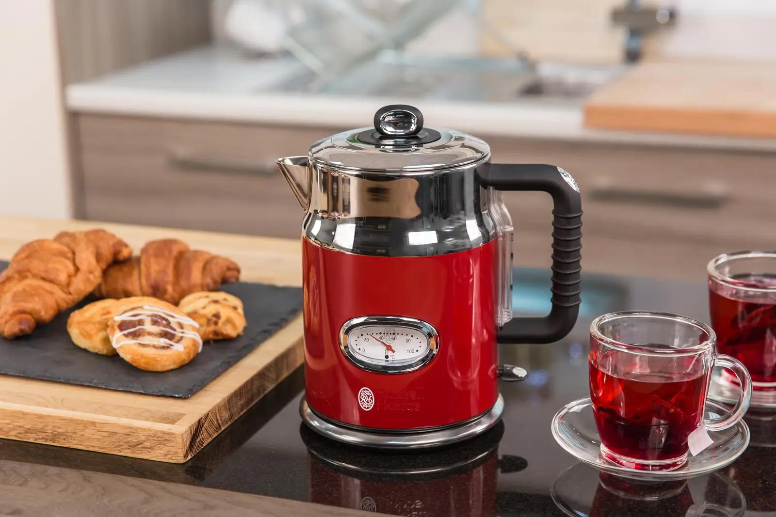 Russell Hobbs veekeetja 1,7 l roostevabast terasest – detailne vaade