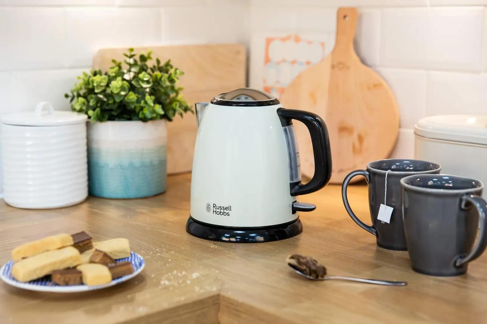 Russell Hobbs 1 l veekeetja, roostevaba teras – pilt 9