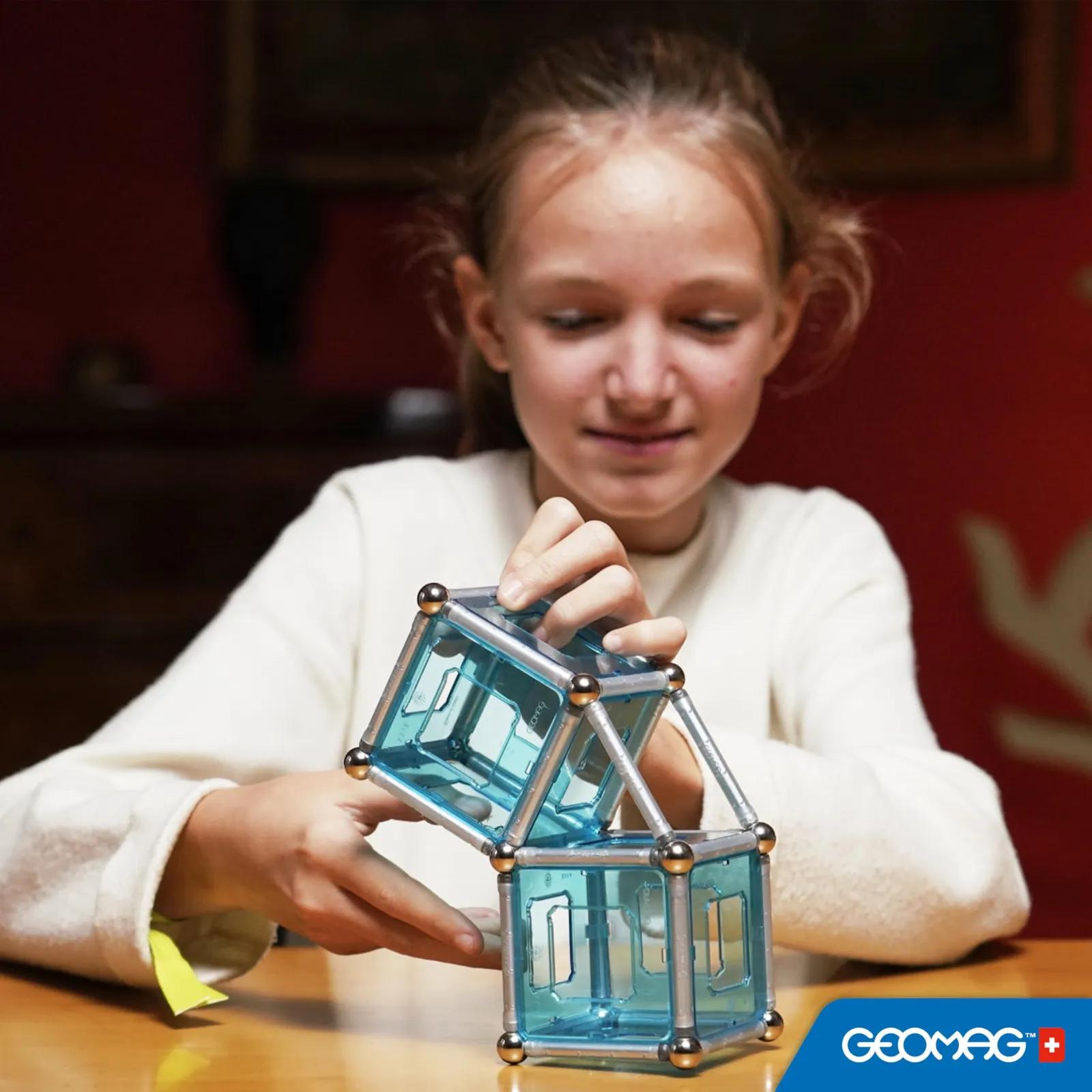Geomag PRO-L magnetkonstruktor 110 osa, vardad, kuulid ja paneelid – lisavaade
