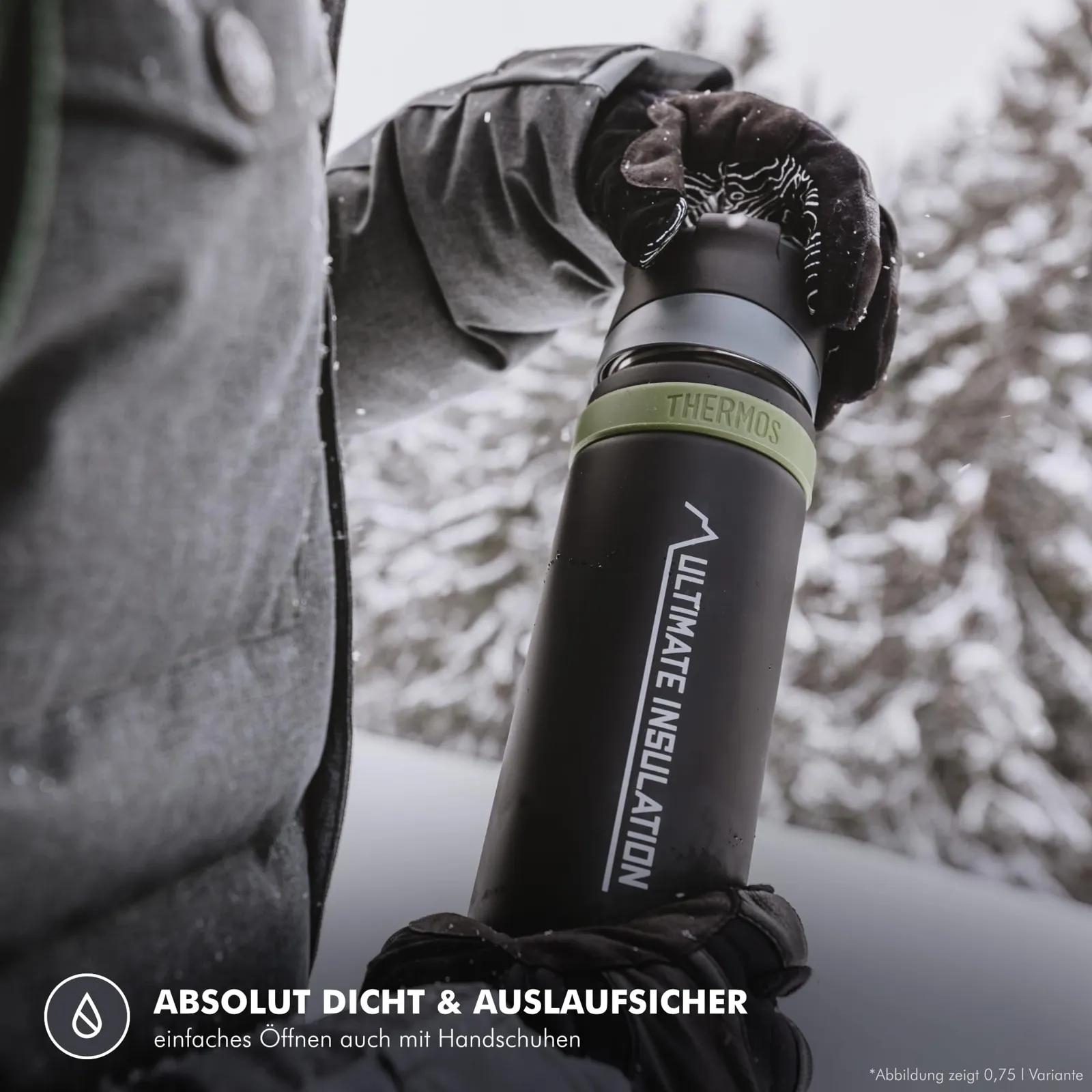 Thermos Mountain termos 0,9 l, 24 h kuum, tassiga, must – kasutusnäide