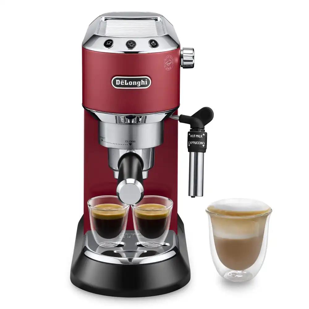 De’Longhi Dedica Style EC 685.R – Espresso masin professionaalse piimavahustajaga, ainult 15 cm lai, kasutatav kohvipulbri või ESE padjakestega, 1 l veepaak, punane