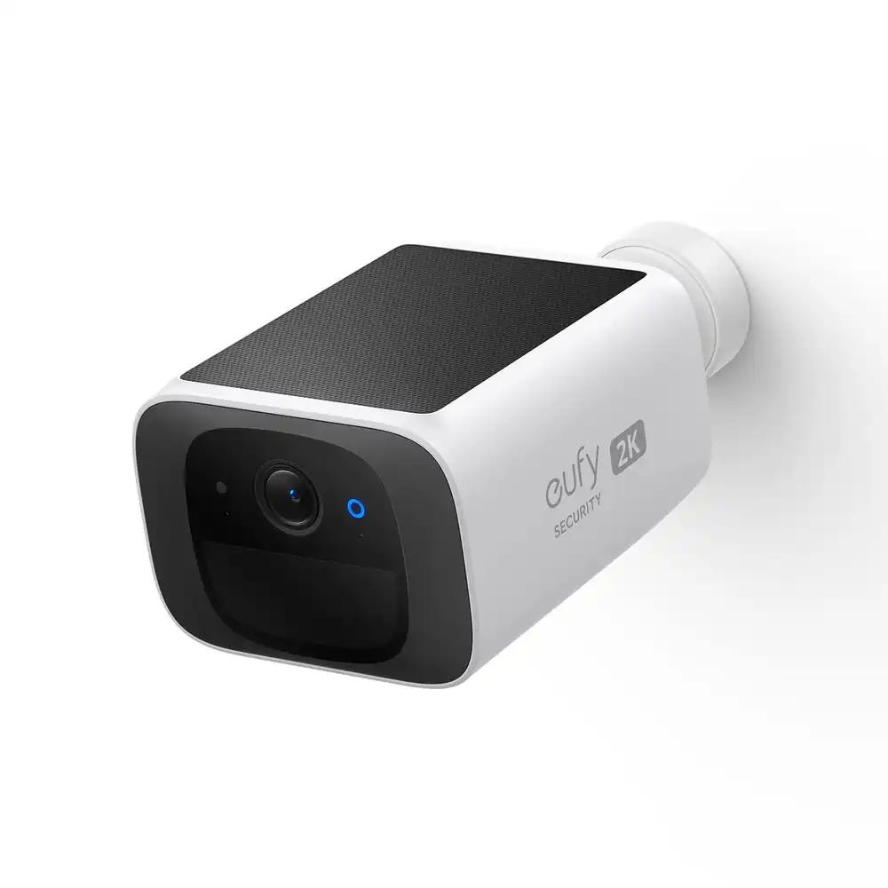 eufy Security SoloCam S220, välikindel valvekaamera, 2K resolutsioon, patareitoitel, päikesepaneeliga, 2,4 GHz WiFi, ilma kuutasudeta
