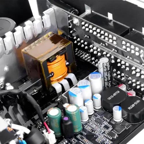 Thermaltake Toughpower GT 850W | Modulaarne | 80Plus Gold