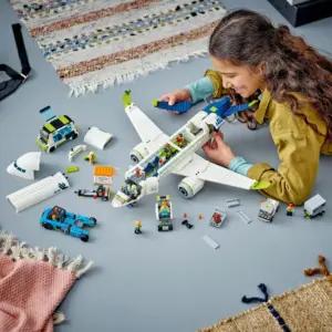 LEGO City 60367 reisilennuki komplekt, 9 minifiguuri, vanus 7+, pilt 2