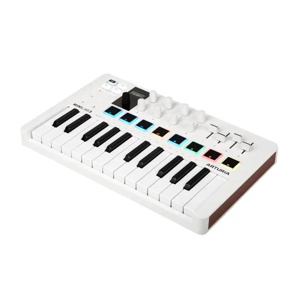 Arturia MiniLab 3 – Universaalne MIDI-kontroller muusika produtseerimiseks, All-in-One tarkvarapakett – 25 klahvi, 8 mitmevärvilist pad-i, valge