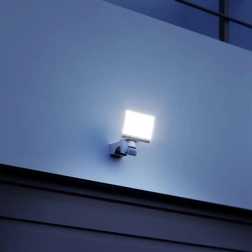 Steinel XLED Home 2 S LED-prožektor liikumisanduriga, 13,7 W, 1550 lm, hõbedane, pilt 2