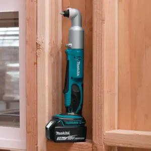 Makita DTL061Z akuga nurk löök-kruvikeeraja 18V (ilma aku ja laadijata)