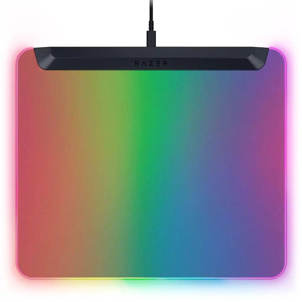 Razer Firefly V2 Pro – RGB-taustavalgustusega mänguhiirepadi – integreeritud USB-pistik (15-tsooniline LED-valgustus, mikrograveeritud pind optimaalseks jälgimiseks, USB-C kaabel) Must