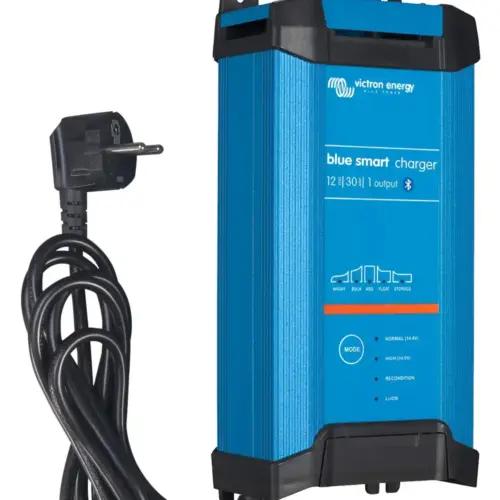 Akulaadija 30A 12V Victron Energy Blue Smart IP22 Bluetooth 12/30 - 1 Schuko
