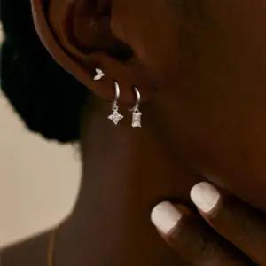 BodyBonita 3pairs Square Earrings-Silver mood – detailne lähivaade