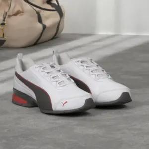 PUMA 365291 tennised ja spordijalatsid – detailne lähivaade